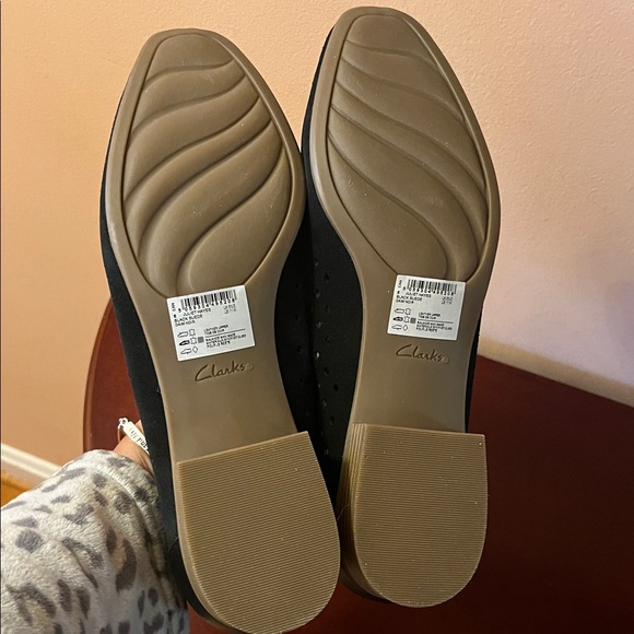 NWT/NIB Black Suede Perforated Loafers by Clarks - Picture 5 of 8